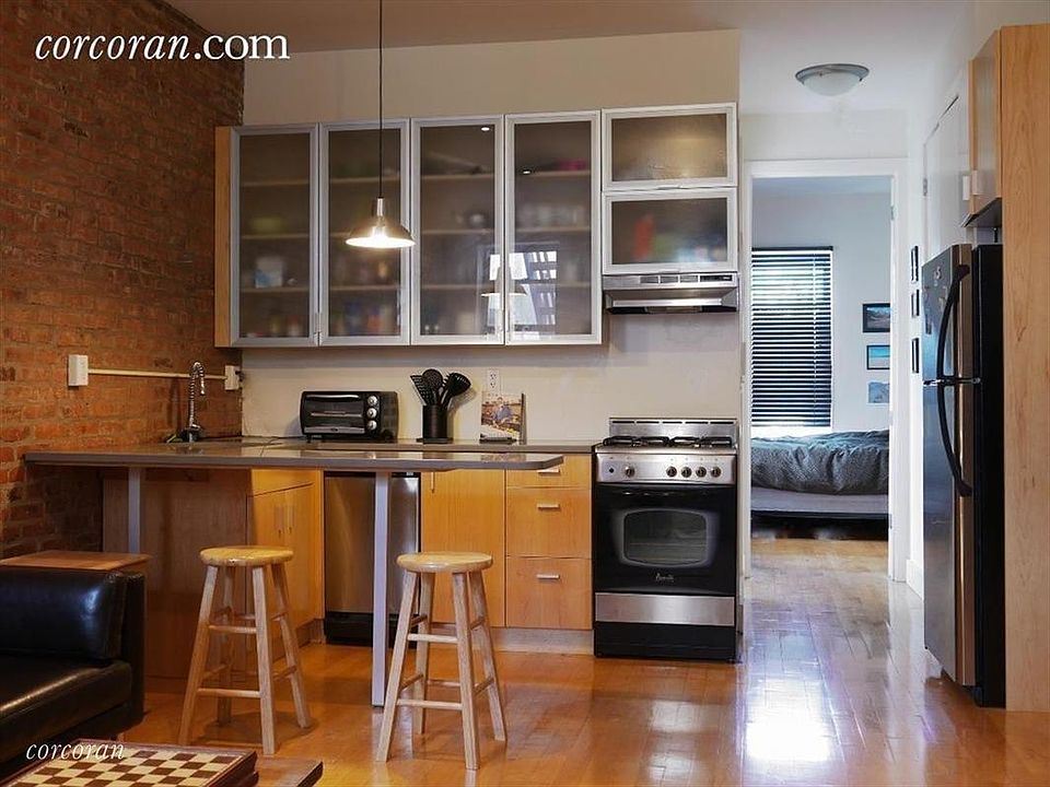 1st image of 794 Saint Johns Pl APT 4A