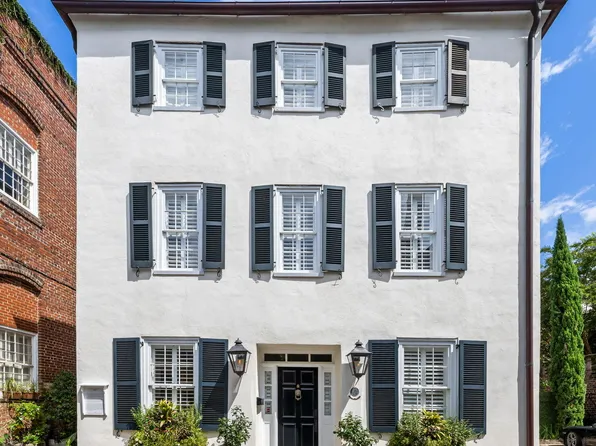 8 & 8-1/2 Elliott St, Charleston, SC 29401