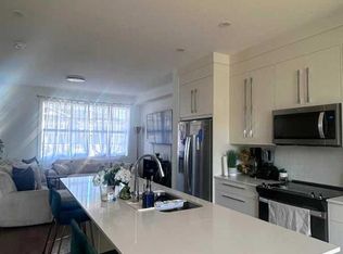 217 N Dawson Way, Chestermere, AB T1X2R7