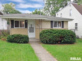 3800 N Vincent Ave, Peoria Heights, IL 61616