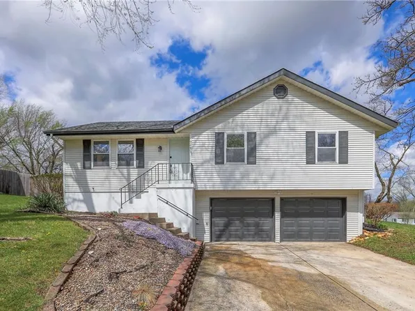 924 Shiloh Ct, Liberty, MO 64068