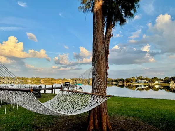 13815 Good Life Rd, Tampa, FL 33618