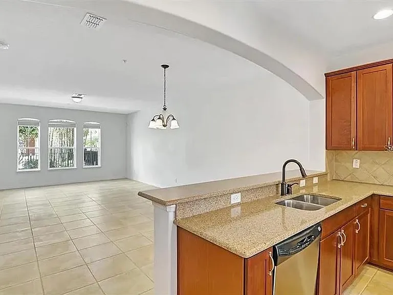 12232 Triton Ln #5 — Photo 4