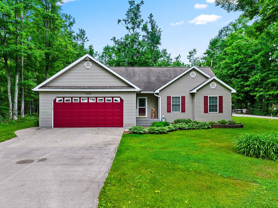 1st image of 1488 Estelle Rd
