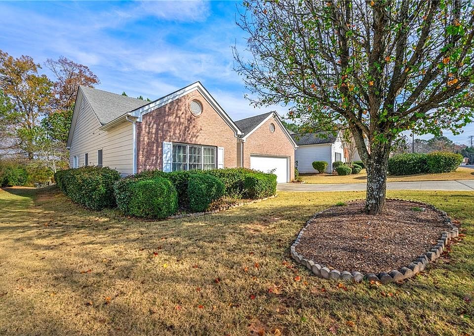 1st image of 385 Foe Creek Dr