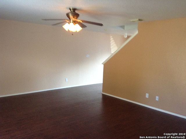 1st image of 5739 Lovett Oaks