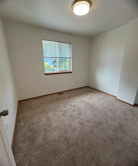 5721 100th Pl NE — Photo 12