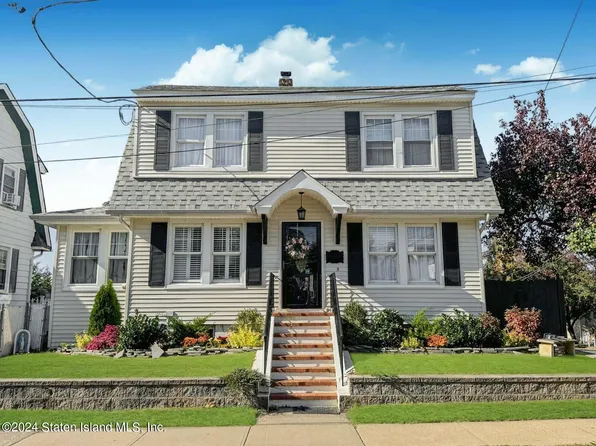 5 Hopping Ave, Staten Island, NY 10307