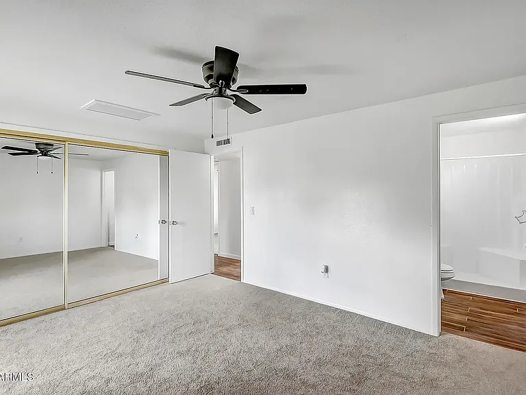 5601 W Carol Ave — Photo 7