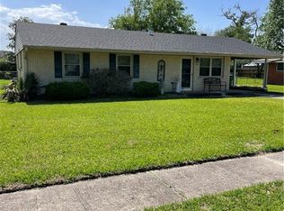 310 Louisiana Ave, Sulphur, LA 70663