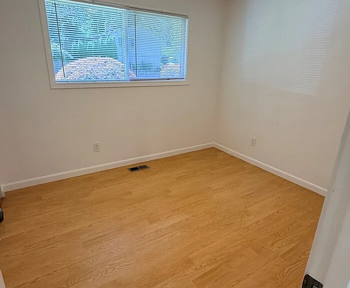 6789 Larson Ave — Photo 13
