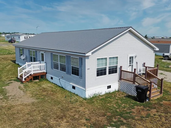 3801 21st Ave W, Williston, ND 58801