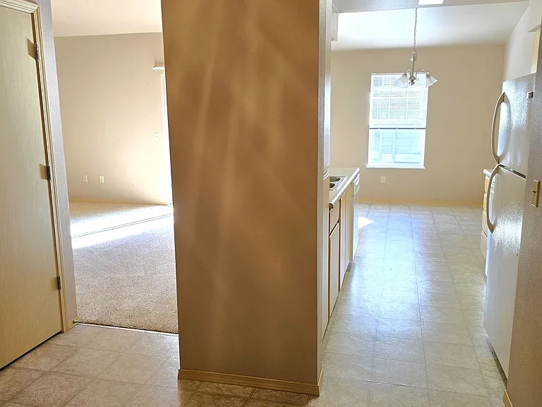 Parkside Apartments — Photo 30