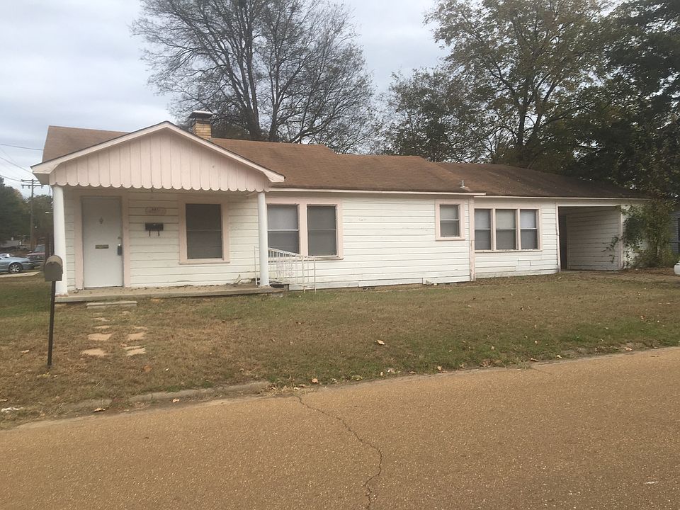 1st image of 801 Coach Cooksey St