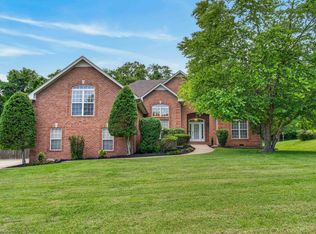 1015 Stafford Ct, Hendersonville, TN 37075