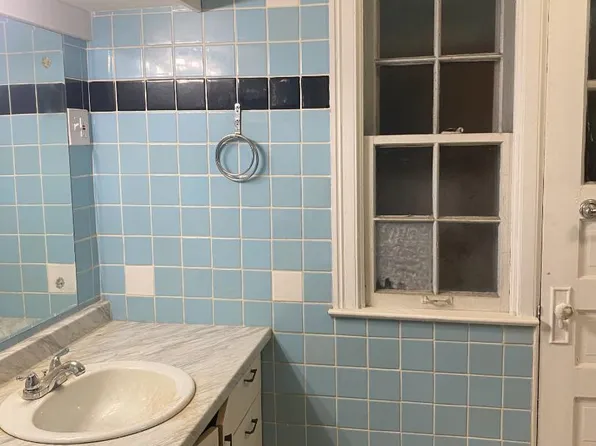 512 E Tallmadge Ave, Akron, OH 44310