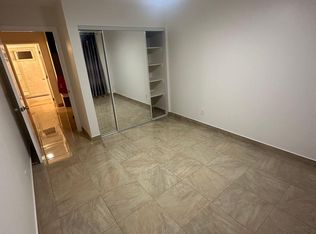 1435 Leilani St, Honolulu, HI 96819
