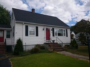 50 Ledge Hill Rd, West Roxbury, MA 02132