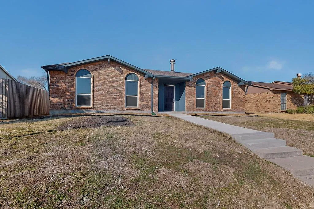 Building Photo - 8505 Woodside Rd