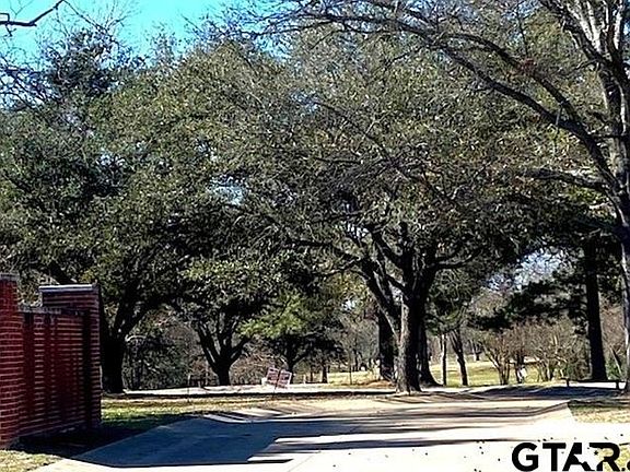 3rd image of LOT 8 Belmont St