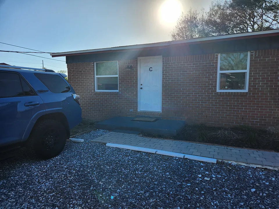 708 Shady Lane Dr #C