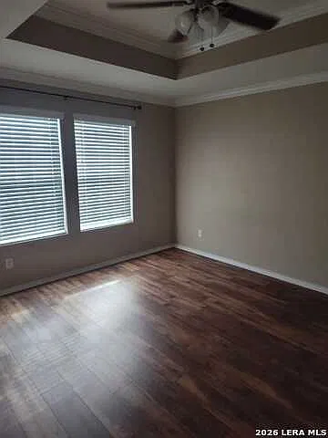 3 bed, 2.5 bath, 1369 sqft, $1,700 — Photo 3