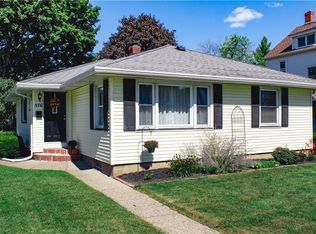 576 Laurelton Rd, Rochester, NY 14609