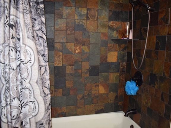 5th image of 607 S Johnson St