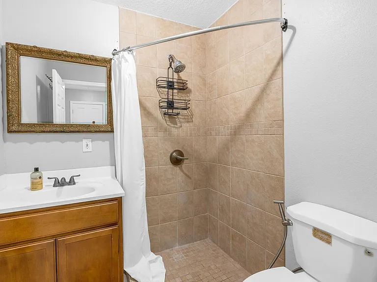 5829 Pitch Pine Dr — Photo 10