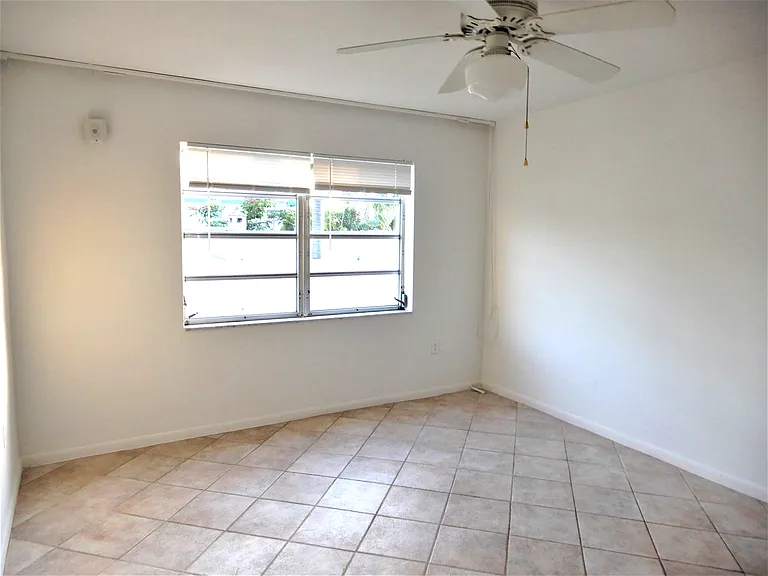 1235 Pennsylvania Ave #3B — Photo 11