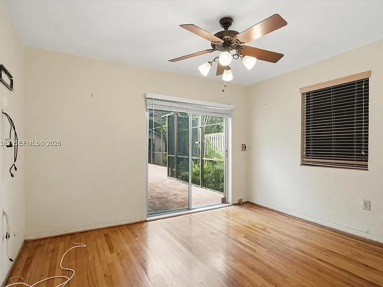 2550 Trapp Ave — Photo 13