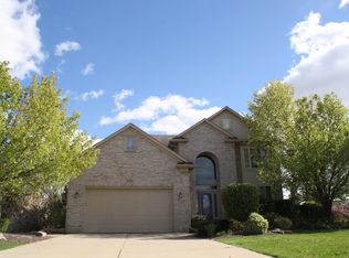 3955 Fieldview Rd, Lake Orion, MI 48360