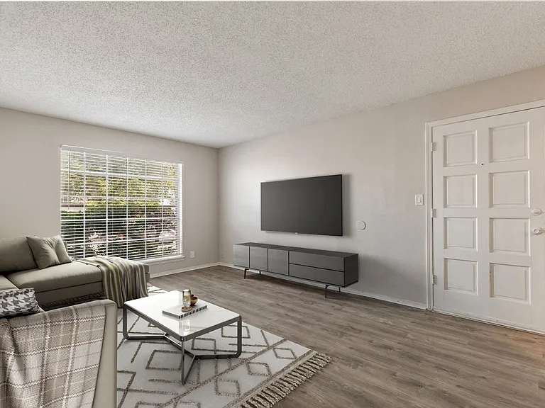Chateau 68 Apartments — Photo 15