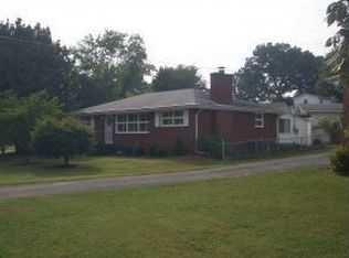 1917 Oakwood Dr, Kingsport, TN 37664