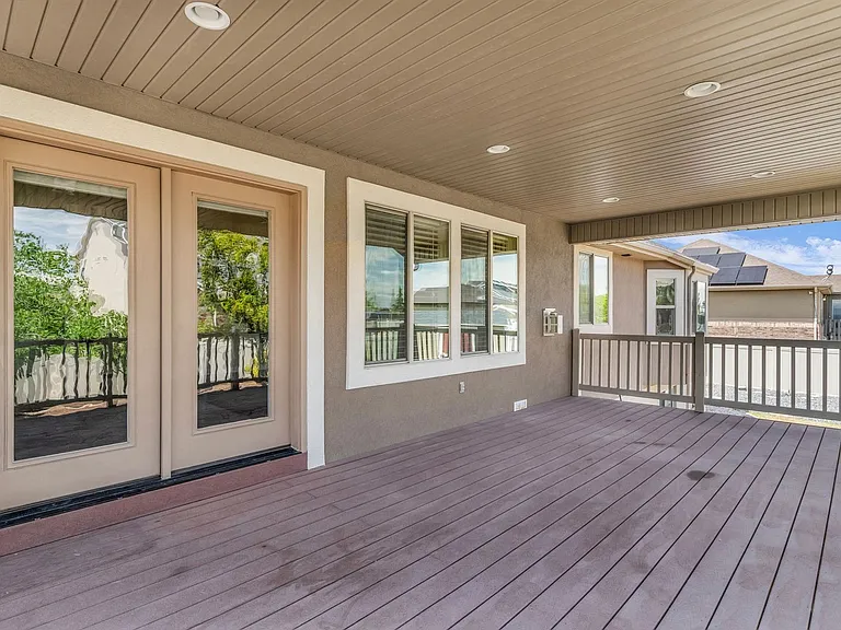 1377 S 4300 W — Photo 36