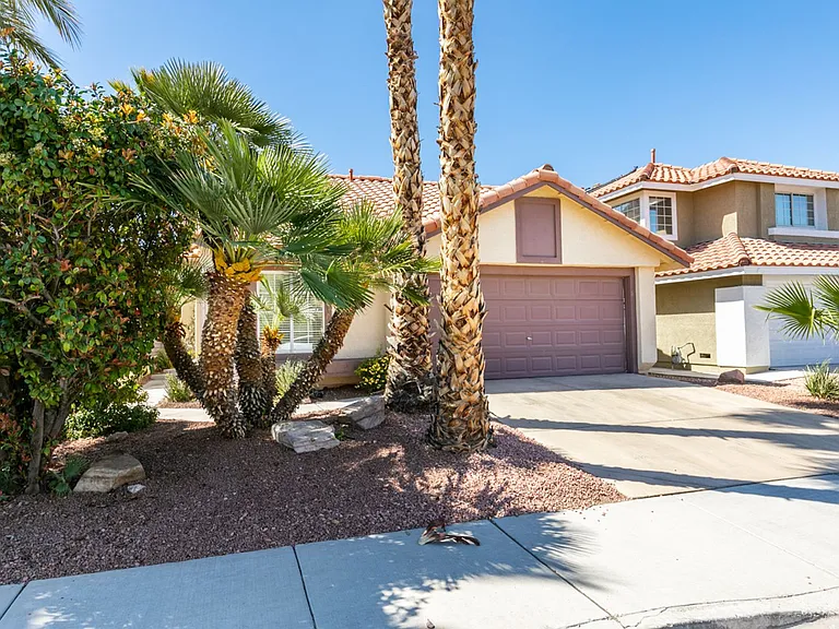 307 Cavalla St — Photo 3