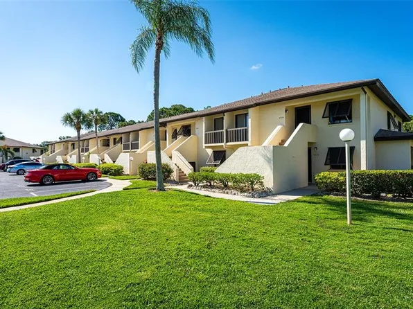 4532 Longwater Chase #37, Sarasota, FL 34235