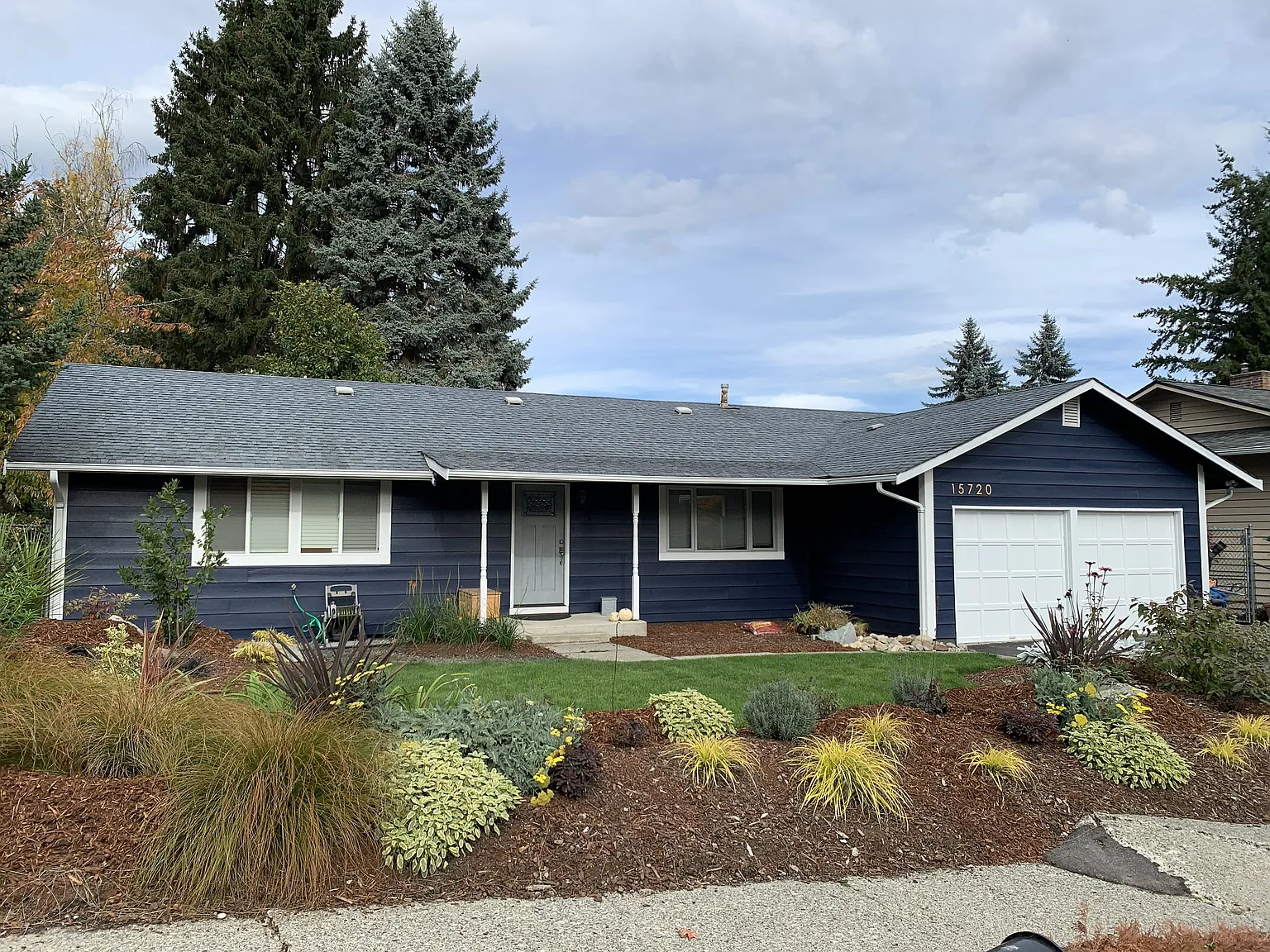 3 bed, 1450 sqft, $4,095 — Photo 2