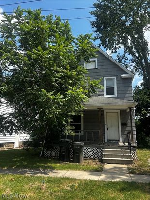131 Mendel Ct, Elyria, OH 44035