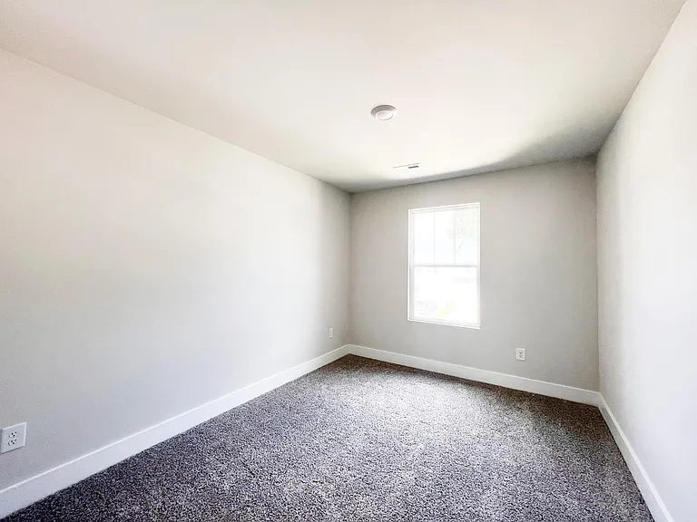 4 Beachley Pl — Photo 17