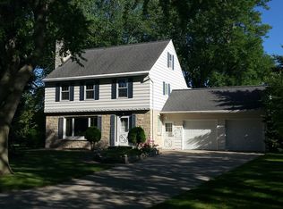 60 Sunset Cir, Fond Du Lac, WI 54935