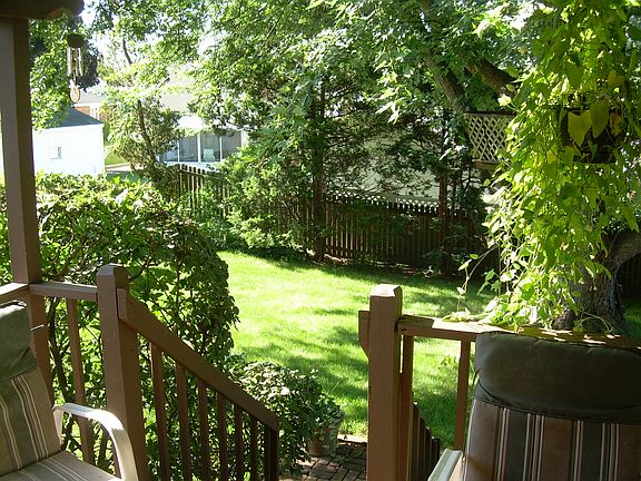 3rd image of 214 E Linwood Ave