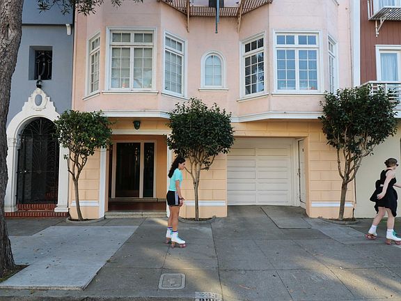 4th image of 233 Cervantes Blvd #101