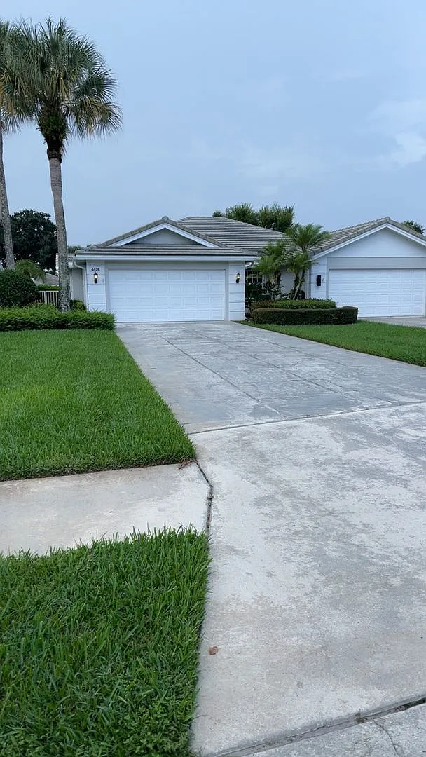 Charming 2BR House in Palm Beach Gardens — Photo 1