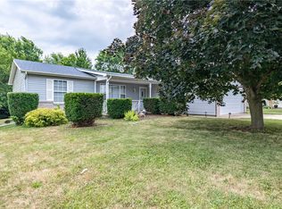 130 S Illinois St, Warrensburg, IL 62573