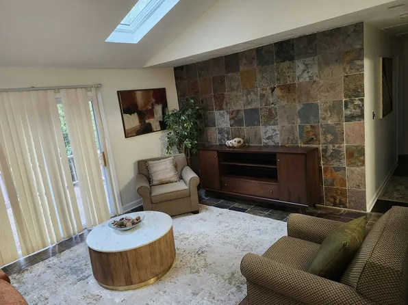 469 Panola Rd, Ellenwood, GA 30294