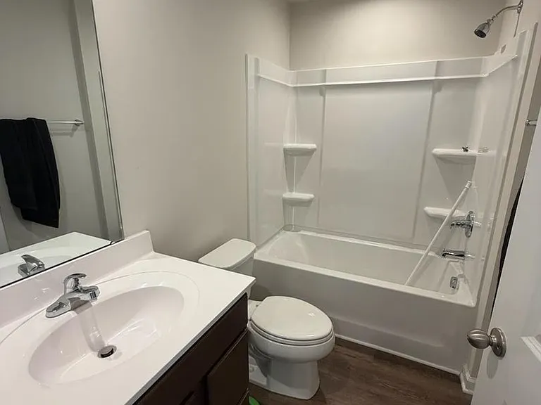 131 Highland Dr — Photo 12