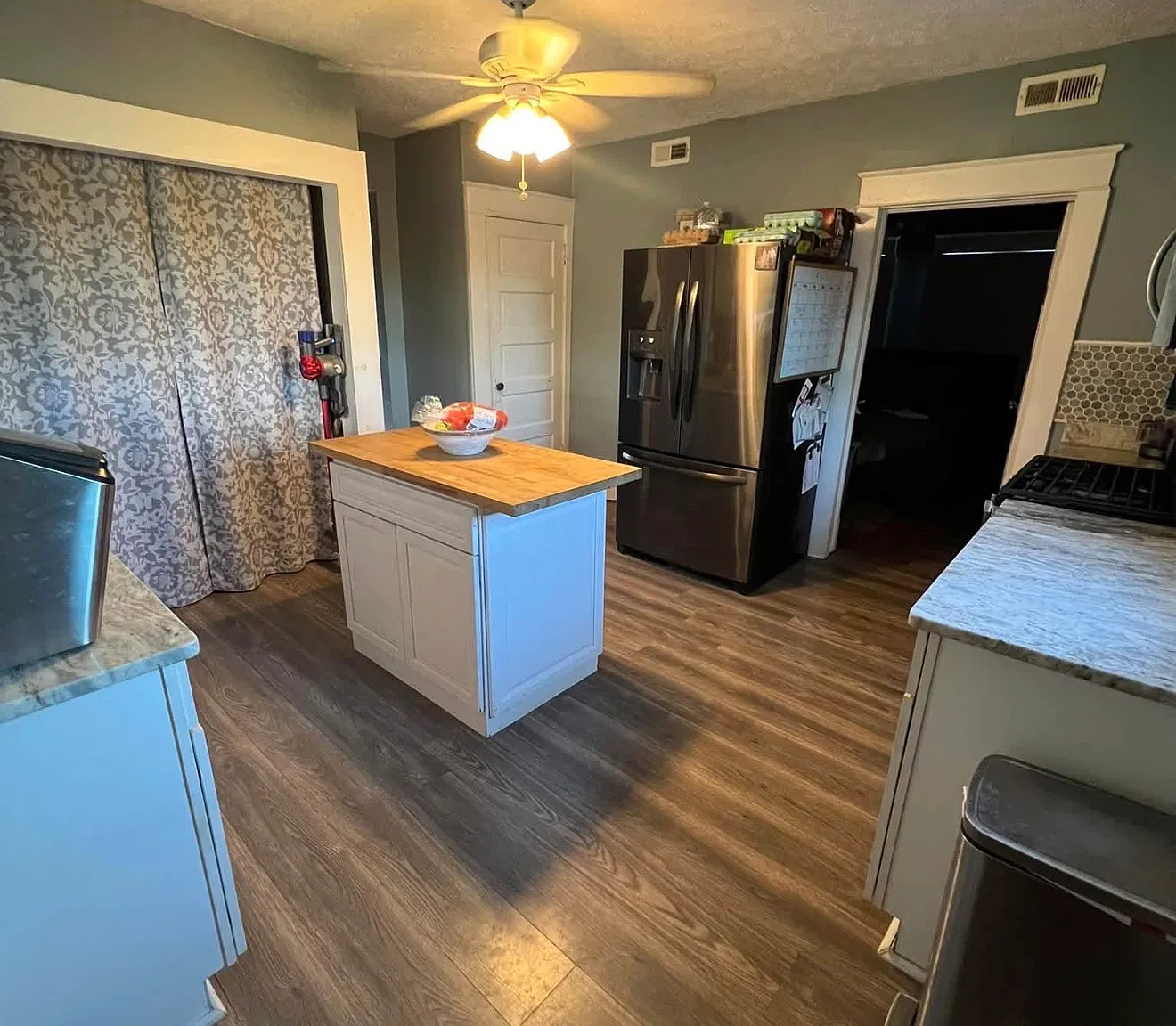 3 bed, 1326 sqft, $1,950 — Photo 4