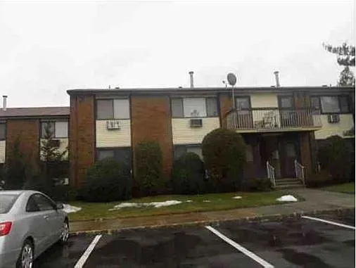 308 Cricket Ln photo 1