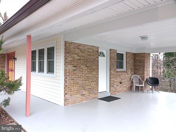 4th image of 9410 Dashia Dr